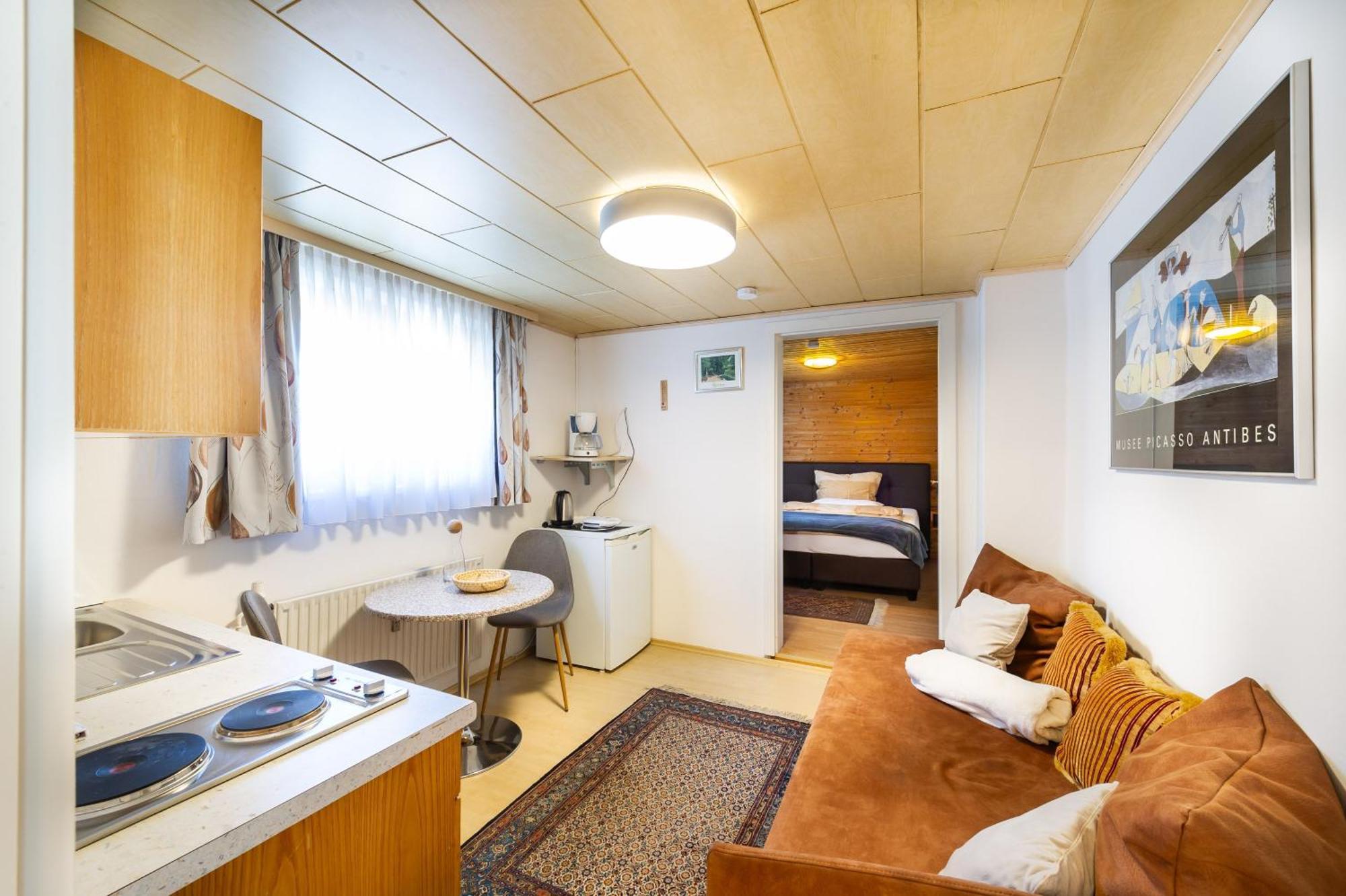 Apartmenthaus Pastner Am Teich Übelbach エクステリア 写真