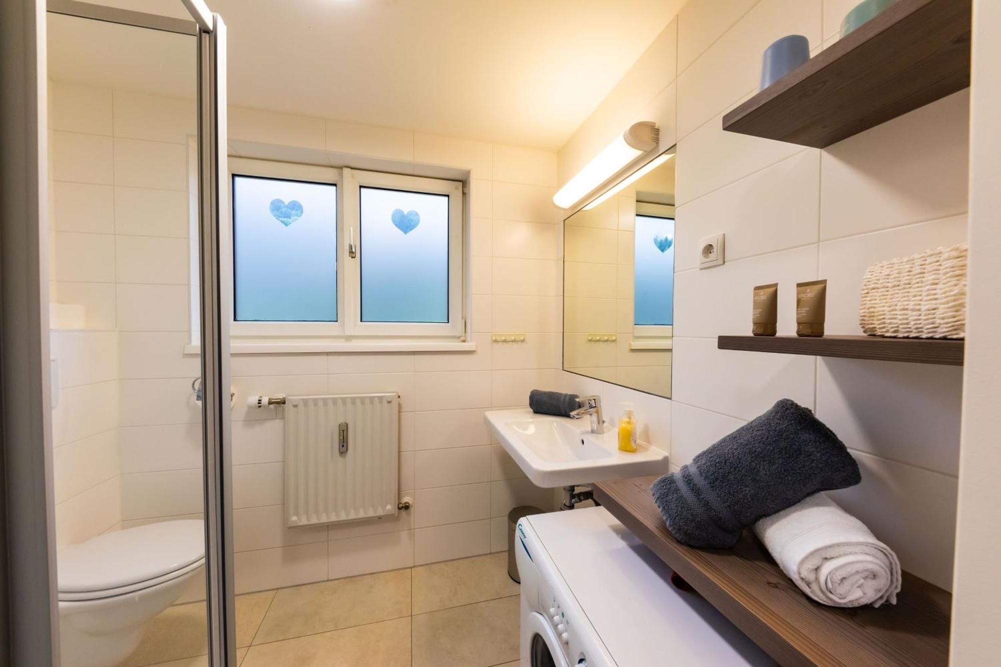 Apartmenthaus Pastner Am Teich Übelbach エクステリア 写真