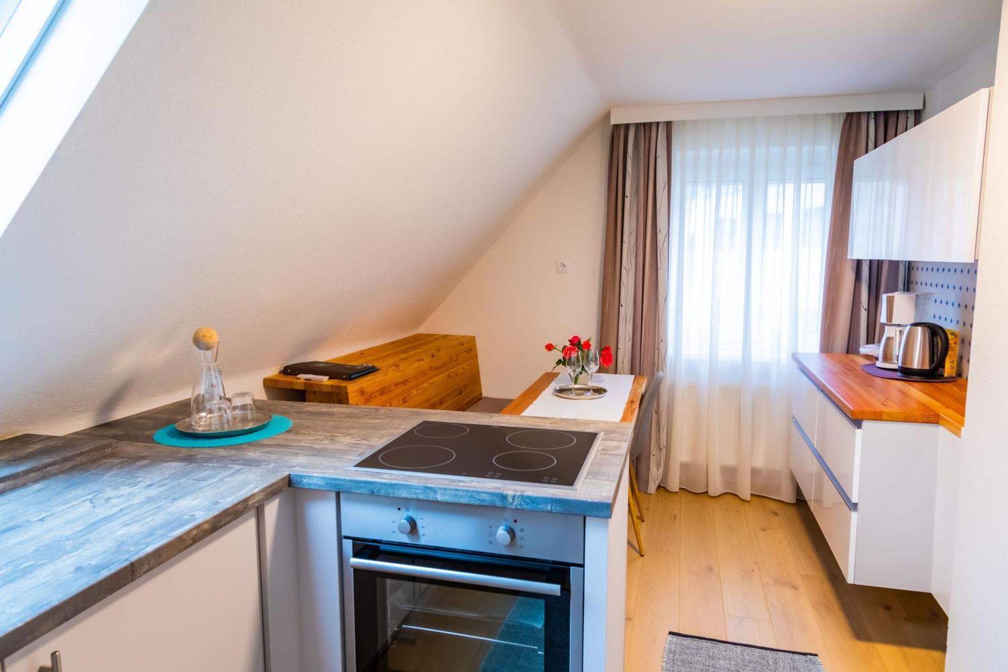 Apartmenthaus Pastner Am Teich Übelbach エクステリア 写真