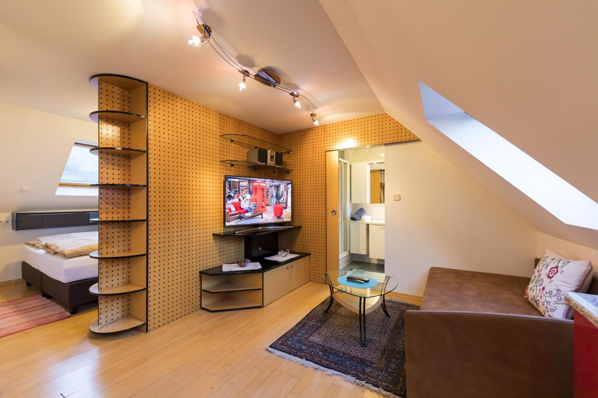 Apartmenthaus Pastner Am Teich Übelbach エクステリア 写真