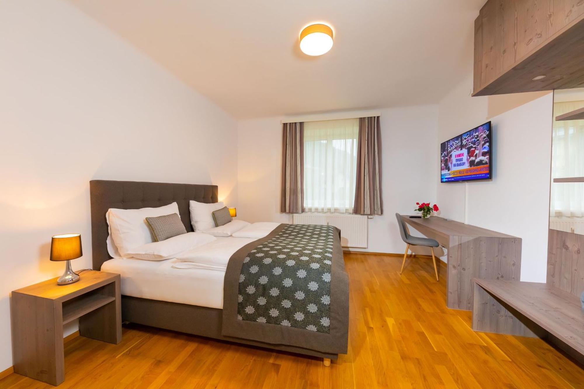 Apartmenthaus Pastner Am Teich Übelbach エクステリア 写真