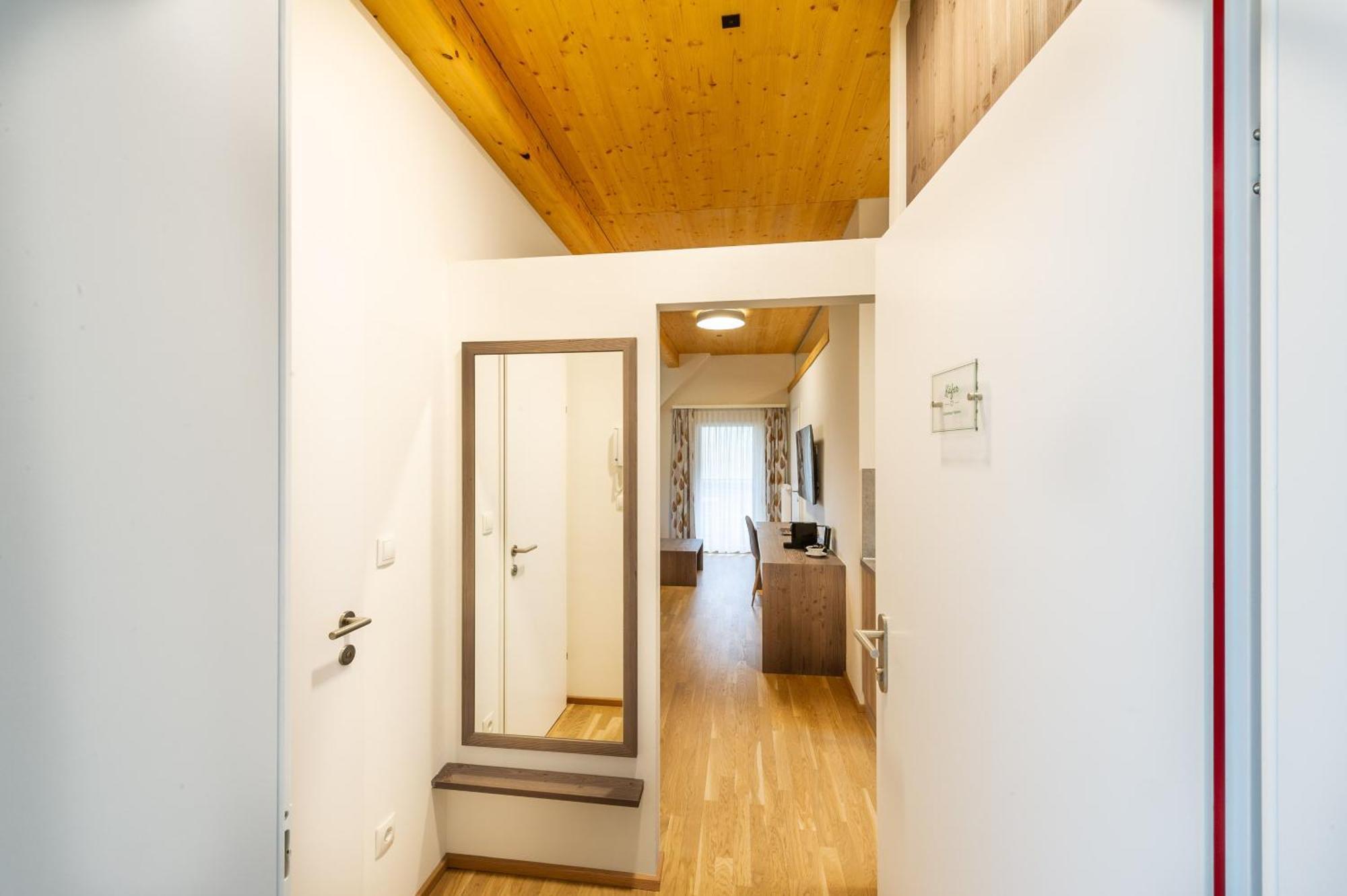 Apartmenthaus Pastner Am Teich Übelbach エクステリア 写真